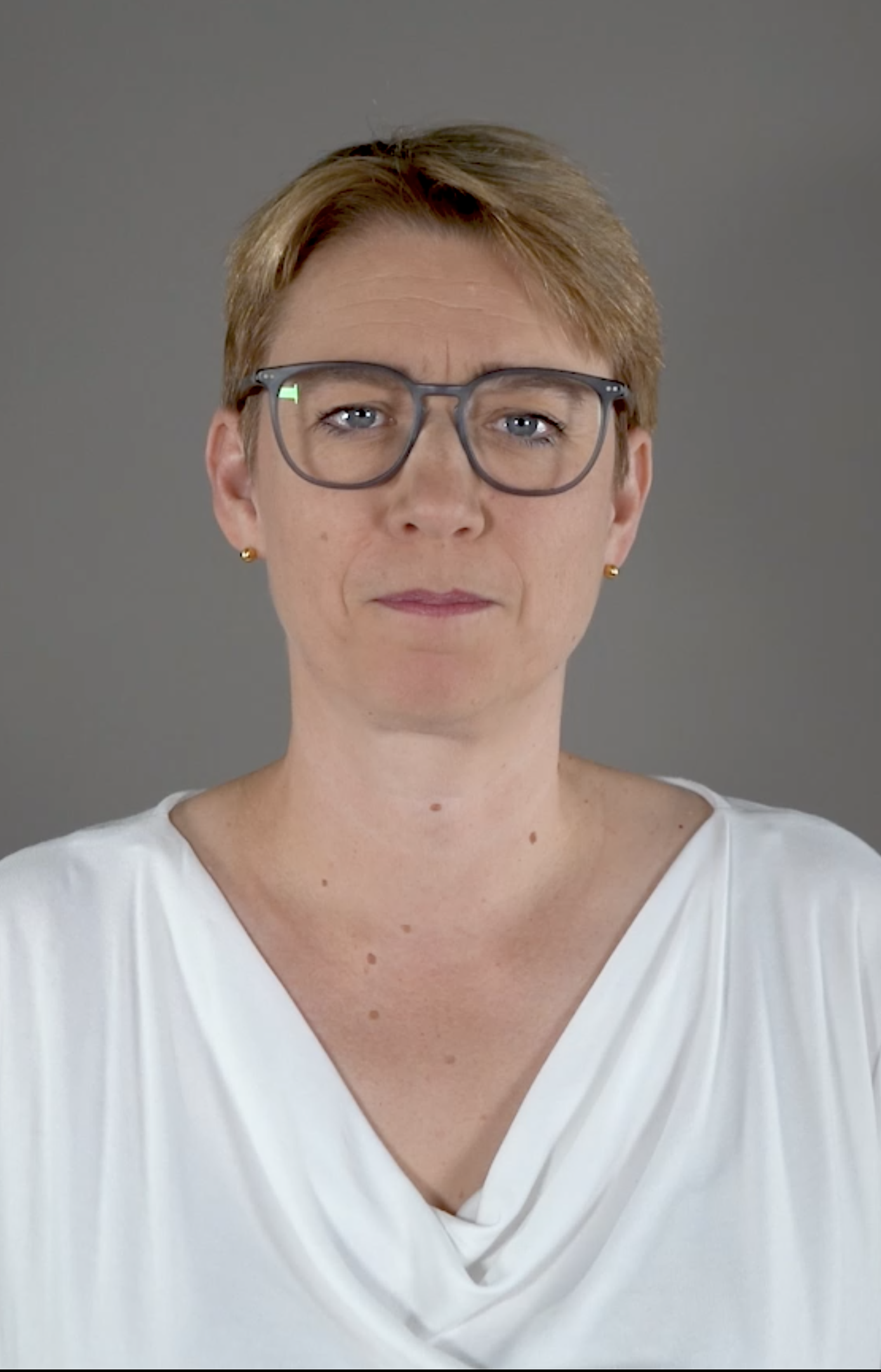 Portraitbild Andrea Lindlohr MdL
