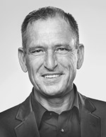 Portraitfoto von Tilman Ruhdel